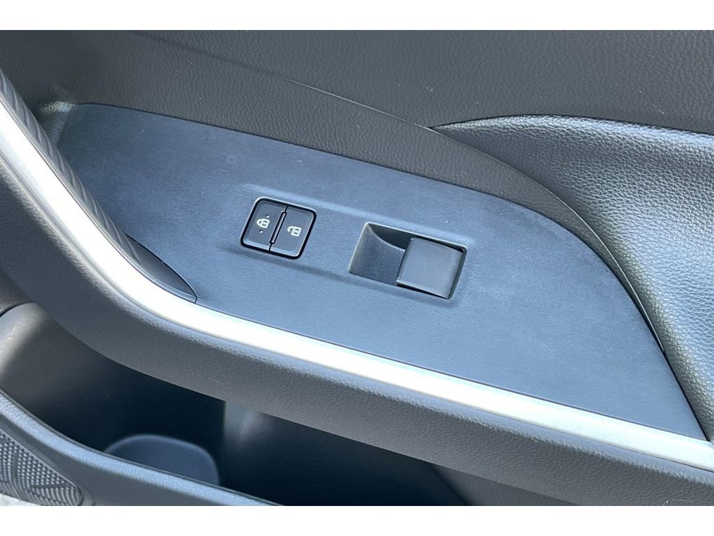 Used 2021 Toyota RAV4 XLE w/ Convenience Package image 23