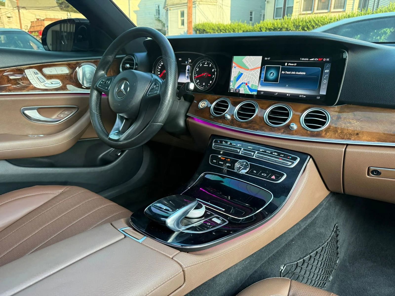 Used 2017 Mercedes-Benz E 300 4MATIC w/ Premium 1 Package image 11