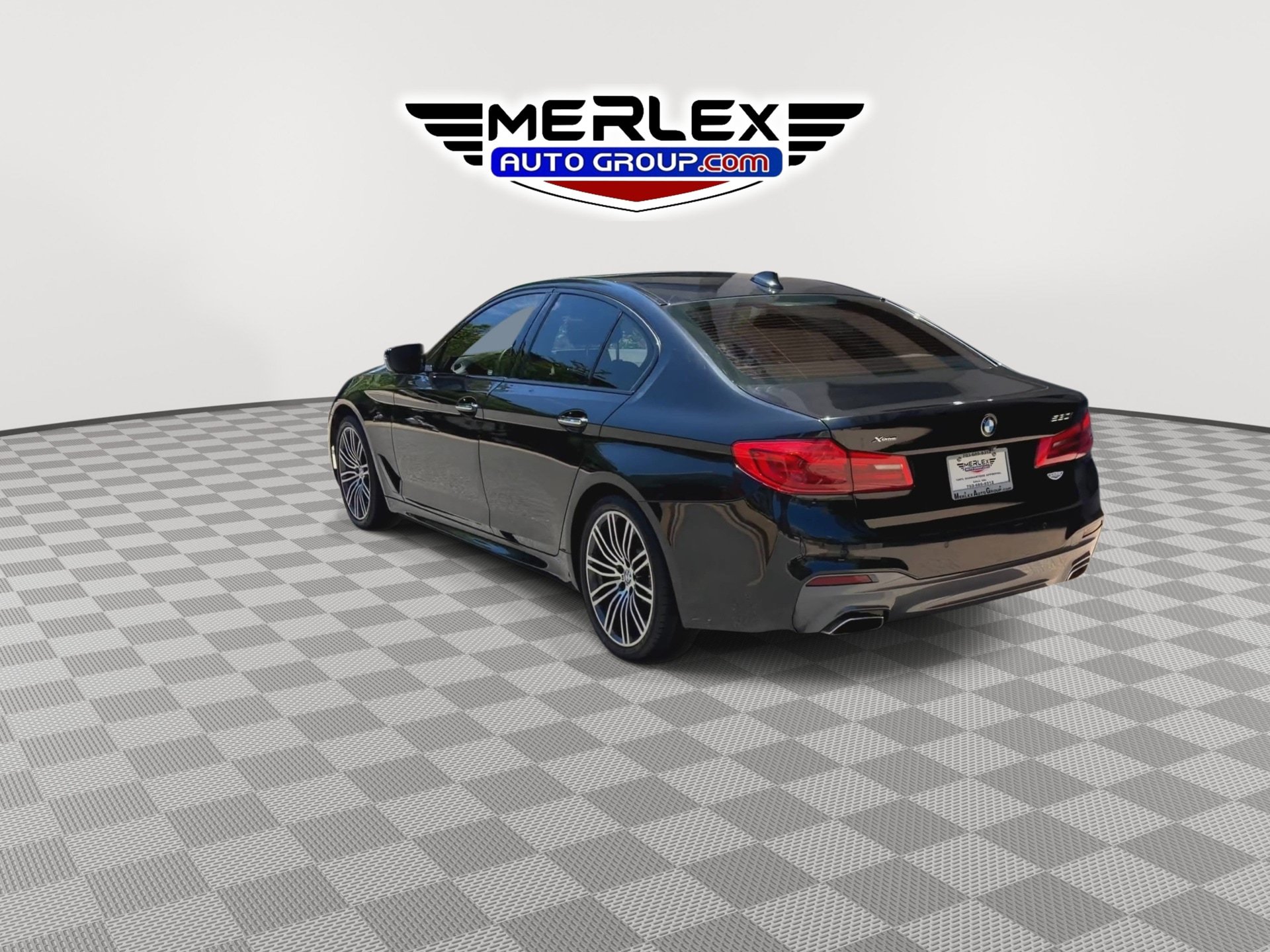 Used 2018 BMW 530i xDrive w/ M Sport Package AWD/4WD image 6