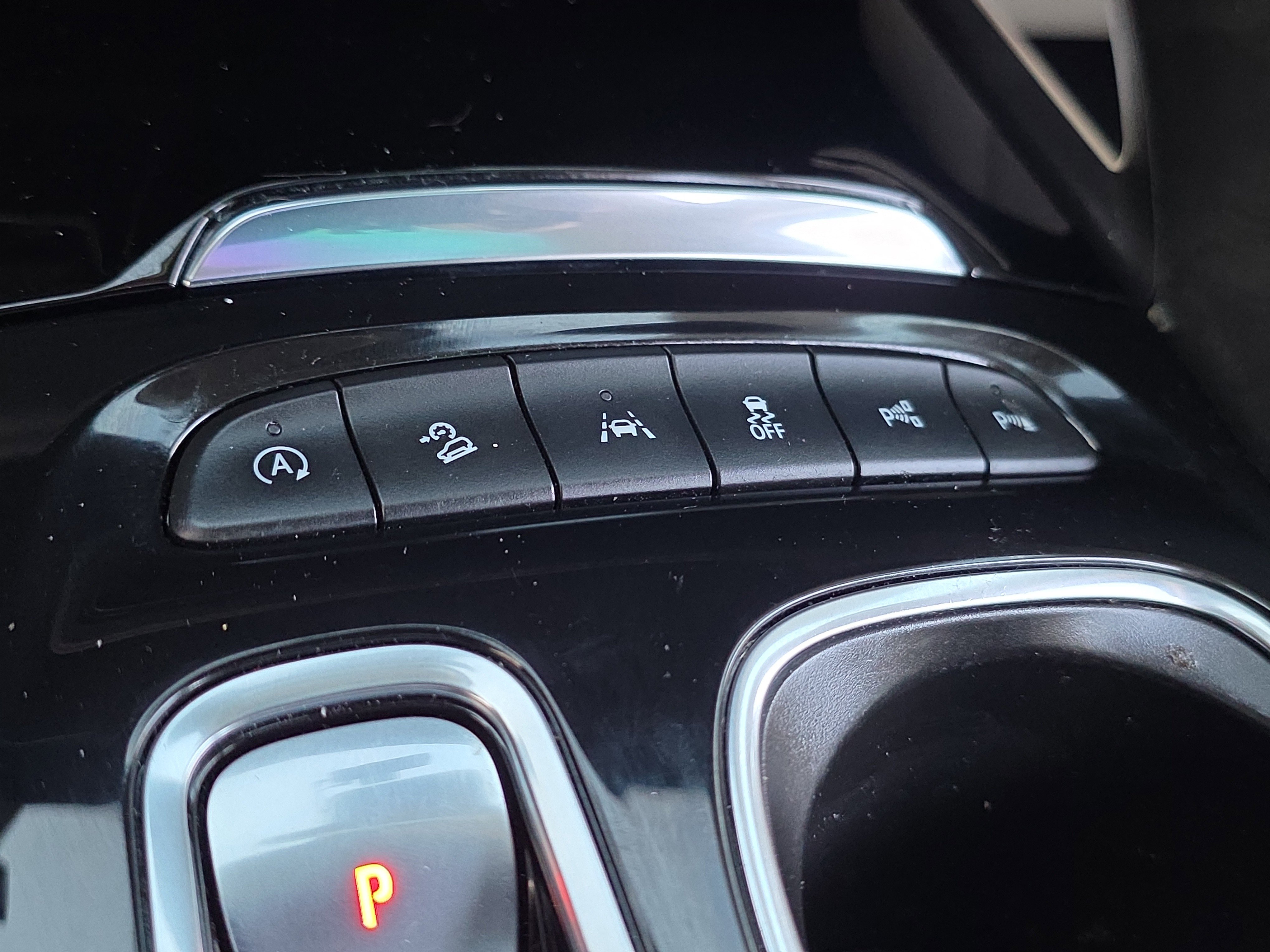 Used 2023 Buick Envision Avenir image 25