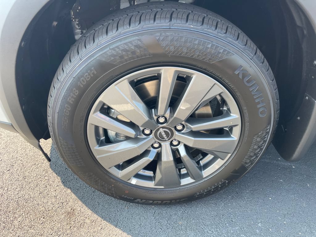 New 2026 Nissan Pathfinder SV FWD image 10