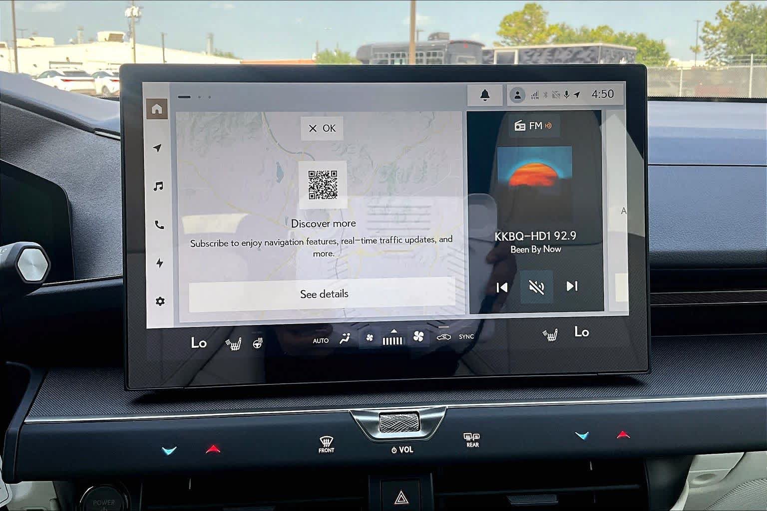 New 2026 Lexus ES 350e FWD image 18
