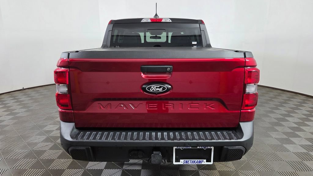 Used 2025 Ford Maverick Lariat w/ Black Appearance Package image 8