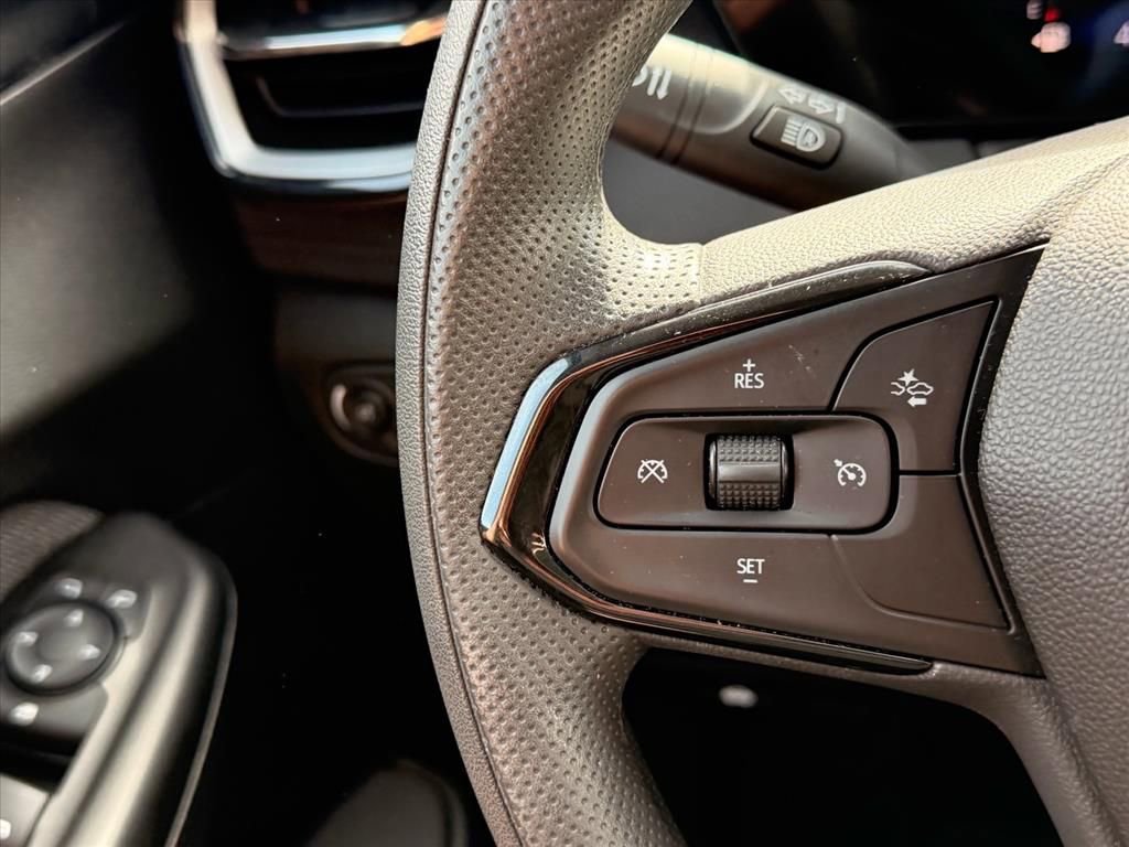 Used 2025 Chevrolet TrailBlazer LS w/ LS Convenience Package image 16