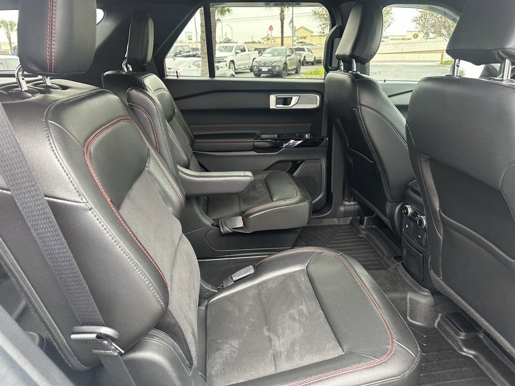 Used 2022 Ford Explorer ST-Line image 21