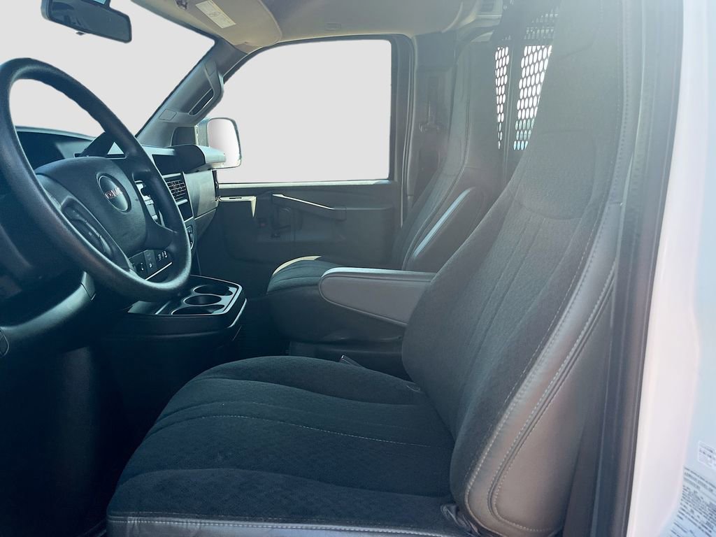Used 2022 GMC Savana 2500 w/ Driver Convenience Package RWD image 18