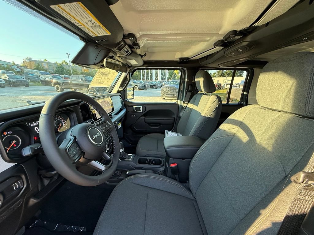 New 2026 Jeep Gladiator Sport AWD/4WD image 12