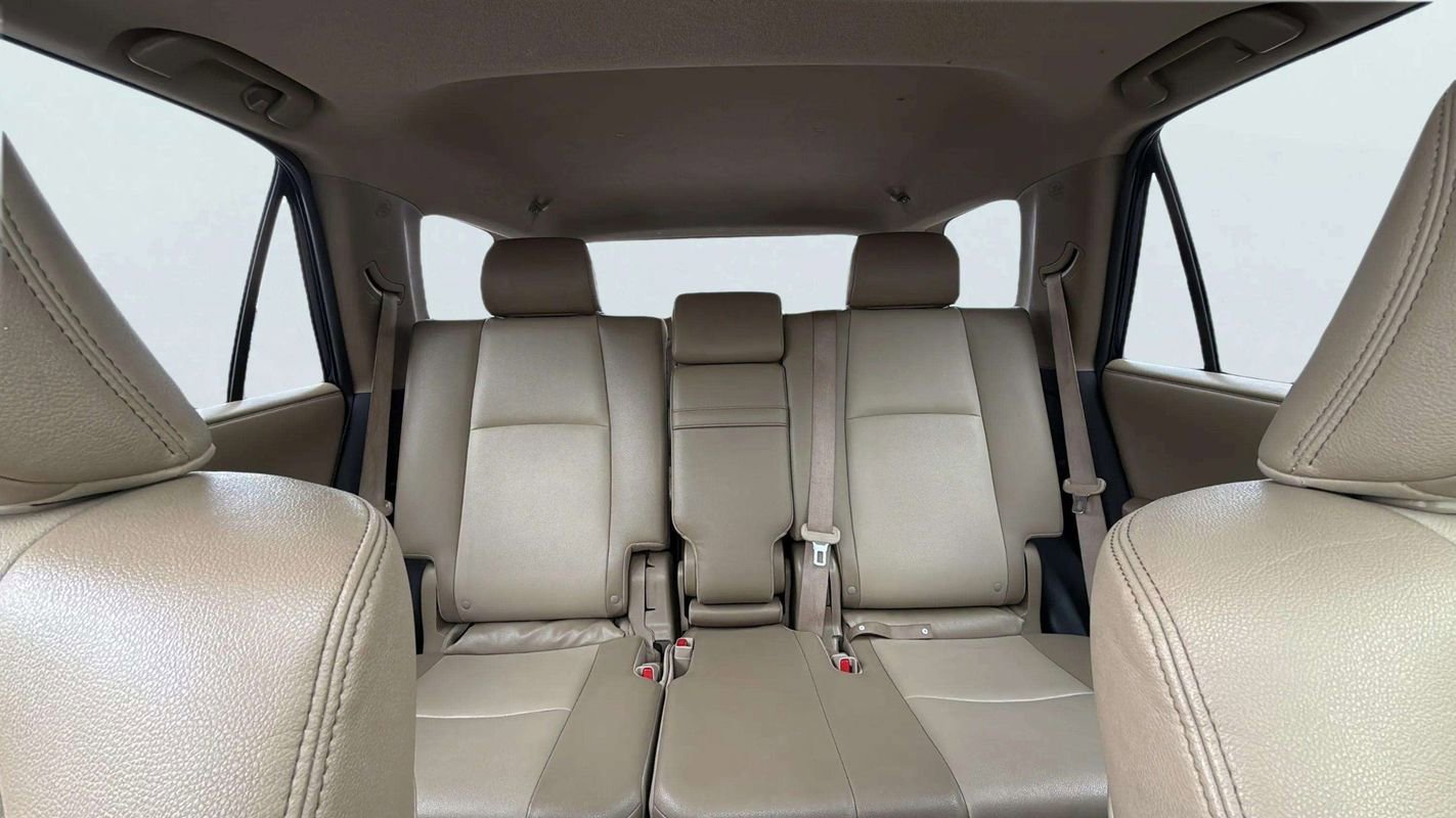 Used 2020 Toyota 4Runner SR5 Premium w/ Moonroof Package image 18