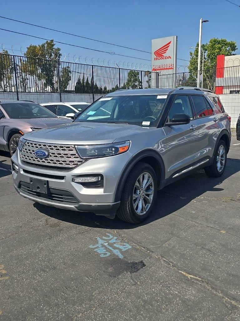 Used 2023 Ford Explorer Limited AWD/4WD image 1