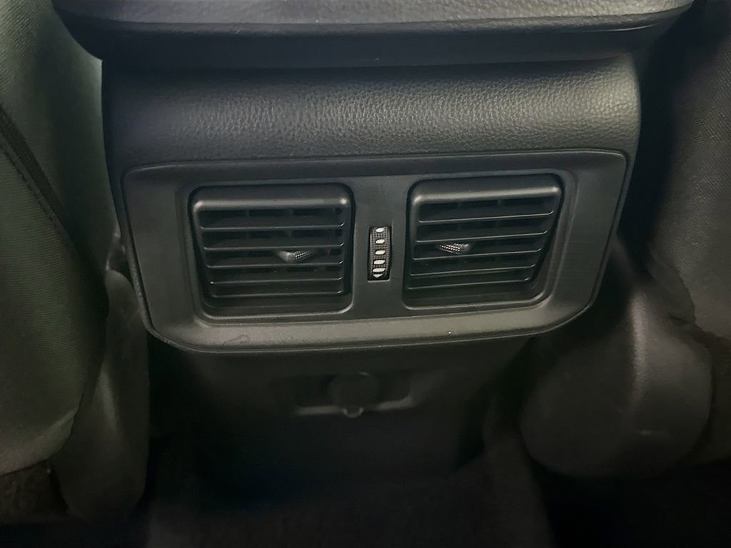 Certified 2025 Toyota RAV4 LE AWD/4WD image 23