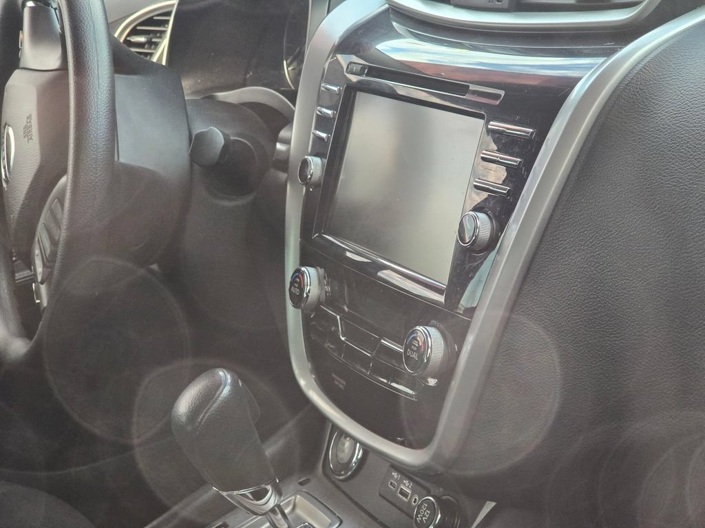Used 2022 Nissan Murano S AWD/4WD image 15