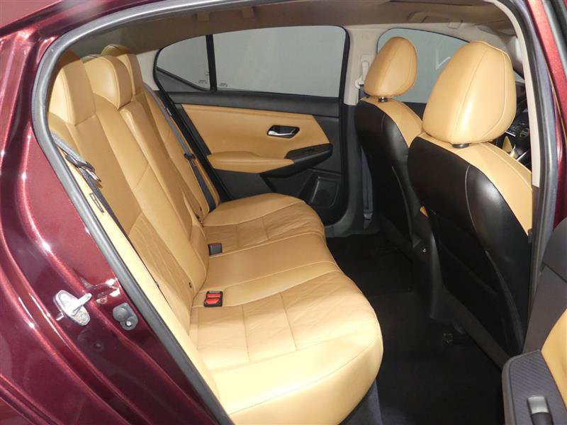 Used 2022 Nissan Sentra SV w/ SV Premium Package FWD image 28