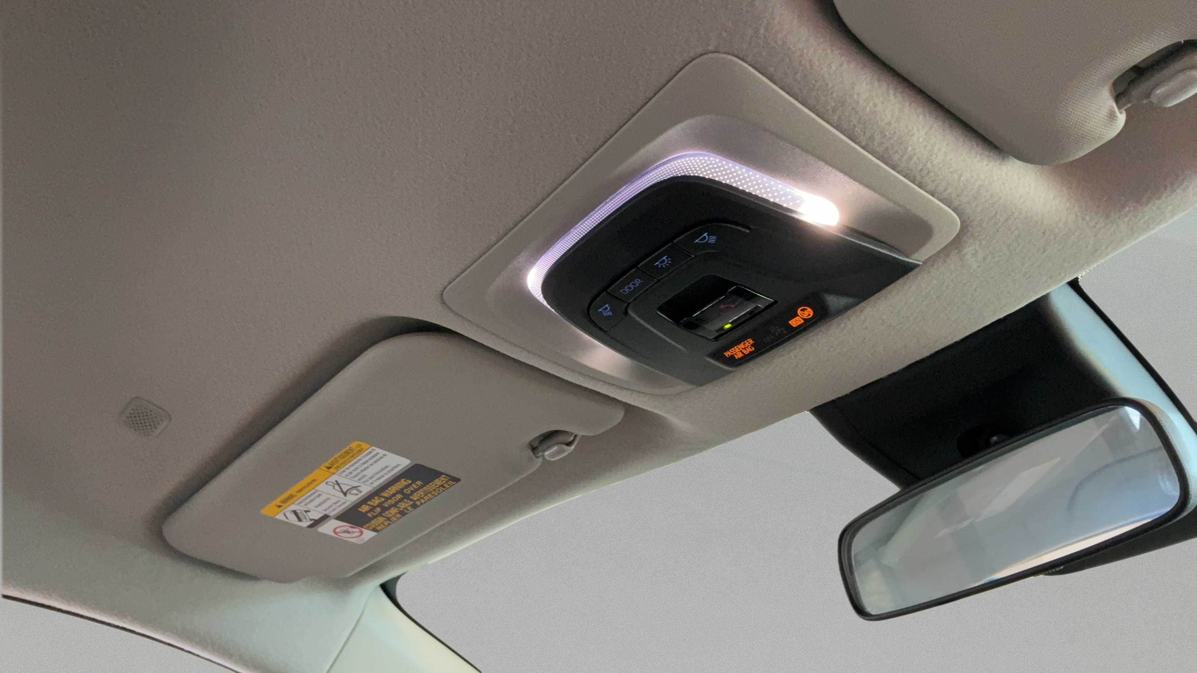 Certified 2022 Toyota Corolla Cross L AWD/4WD image 39
