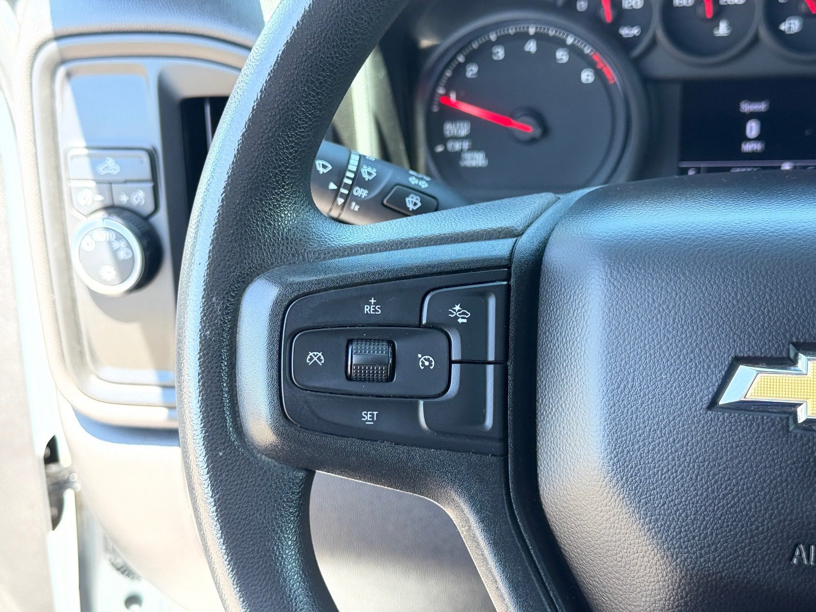 Used 2024 Chevrolet Silverado 1500 W/T w/ WT Convenience Package RWD image 20