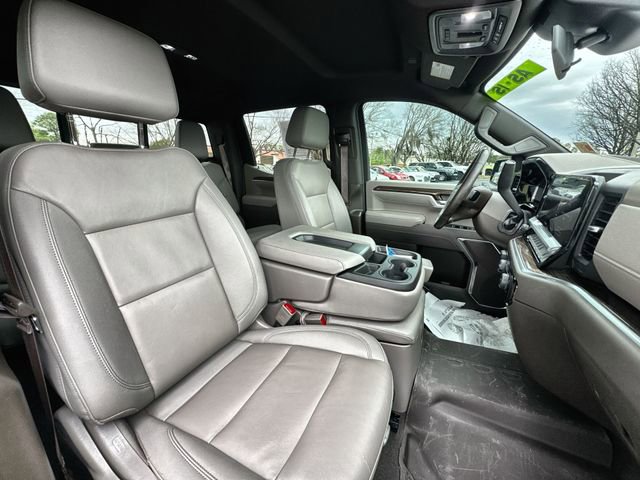 Used 2025 Chevrolet Silverado 1500 LT image 32