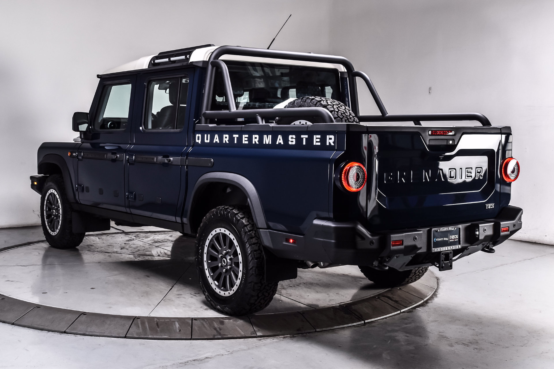 Used 2025 INEOS Grenadier Quartermaster AWD/4WD image 4