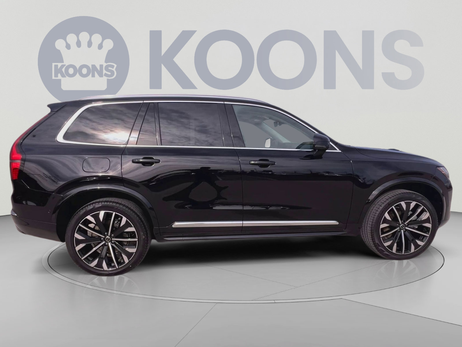 New 2026 Volvo XC90 B5 Plus w/ Protection Package AWD/4WD image 12