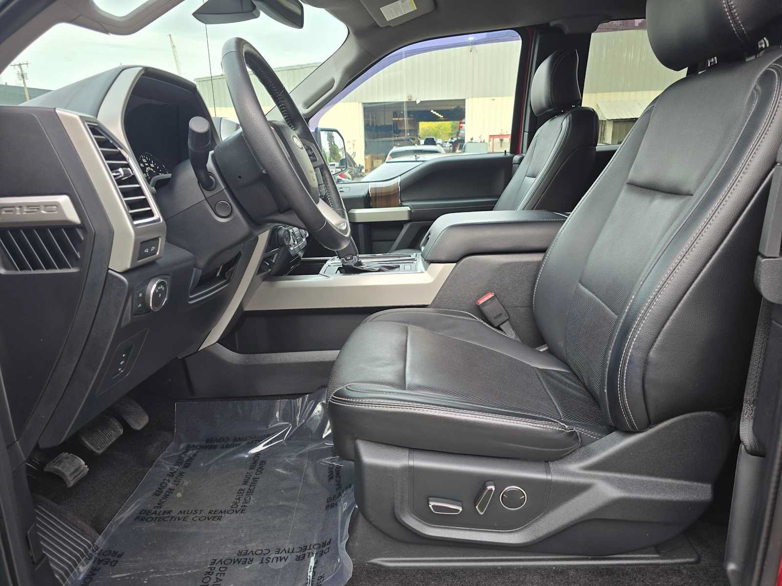 Used 2016 Ford F150 Lariat w/ Equipment Group 502A Luxury AWD/4WD image 20