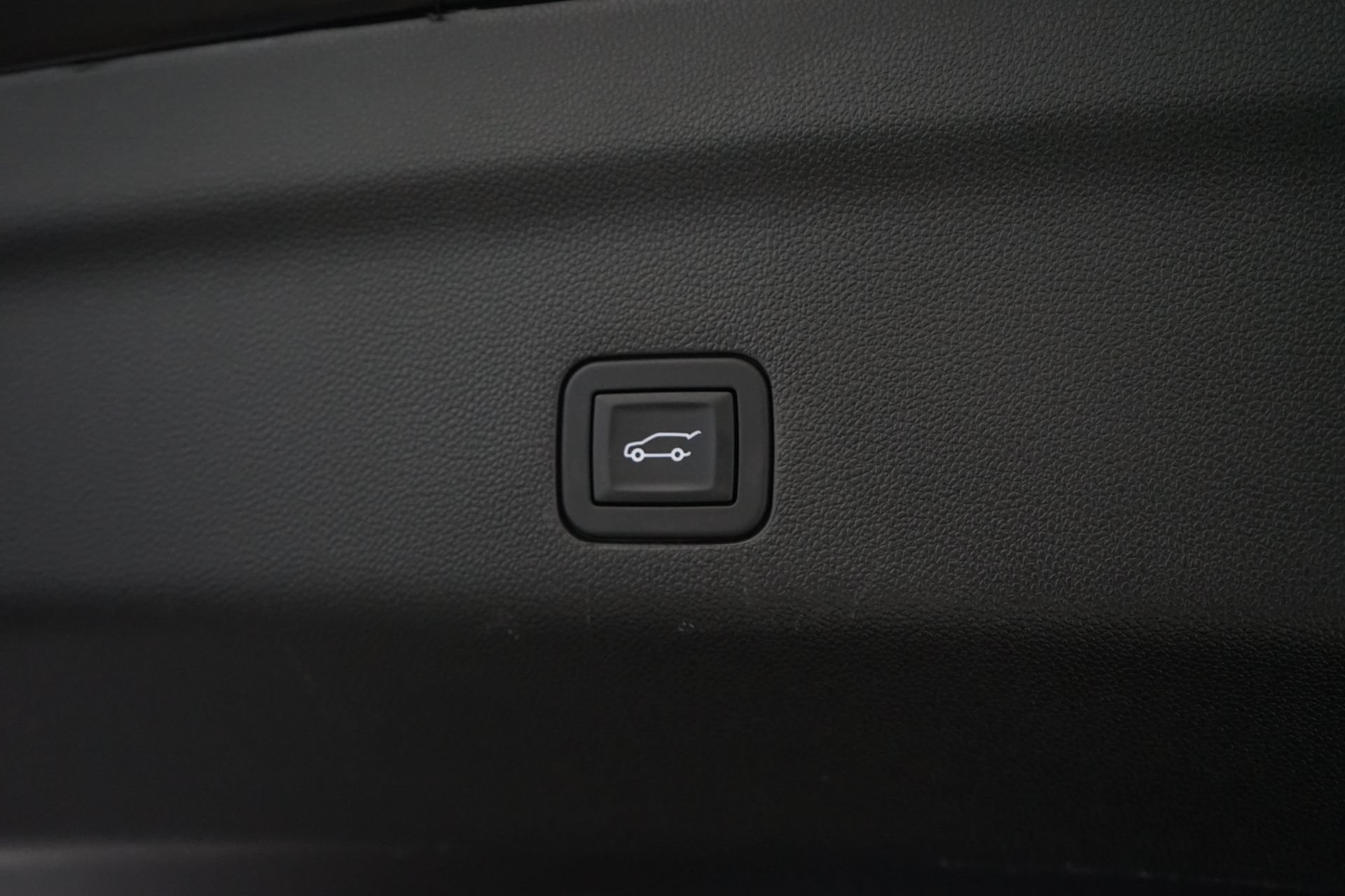 Used 2025 Cadillac Escalade V AWD/4WD image 46