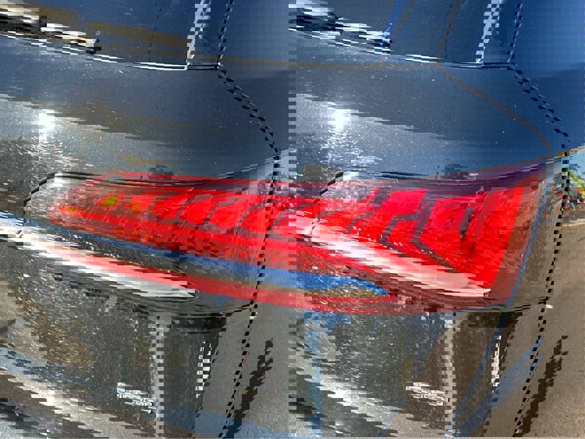 Used 2022 Audi Q7 2.0T Premium image 32