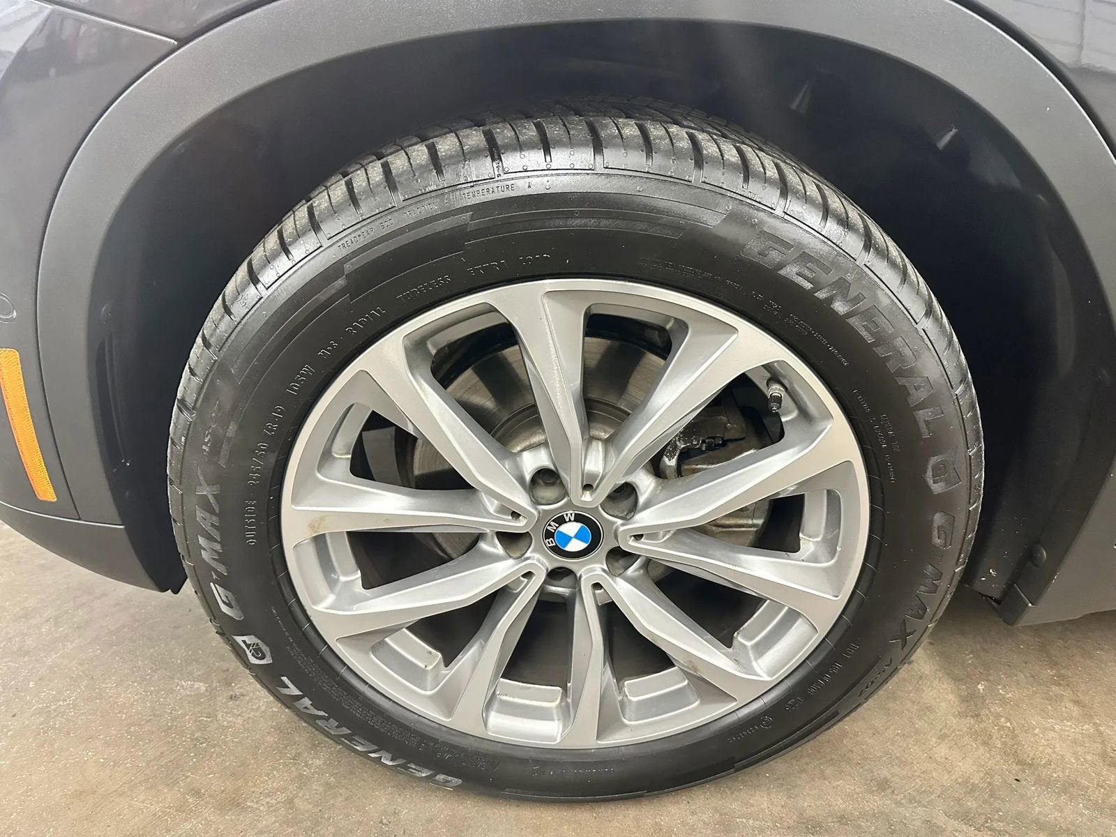 Used 2019 BMW X3 xDrive30i w/ Executive Package AWD/4WD image 16