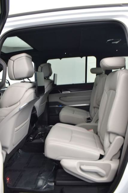 New 2026 Jeep Grand Wagoneer Summit w/ Rear Seat Video Group I image 8