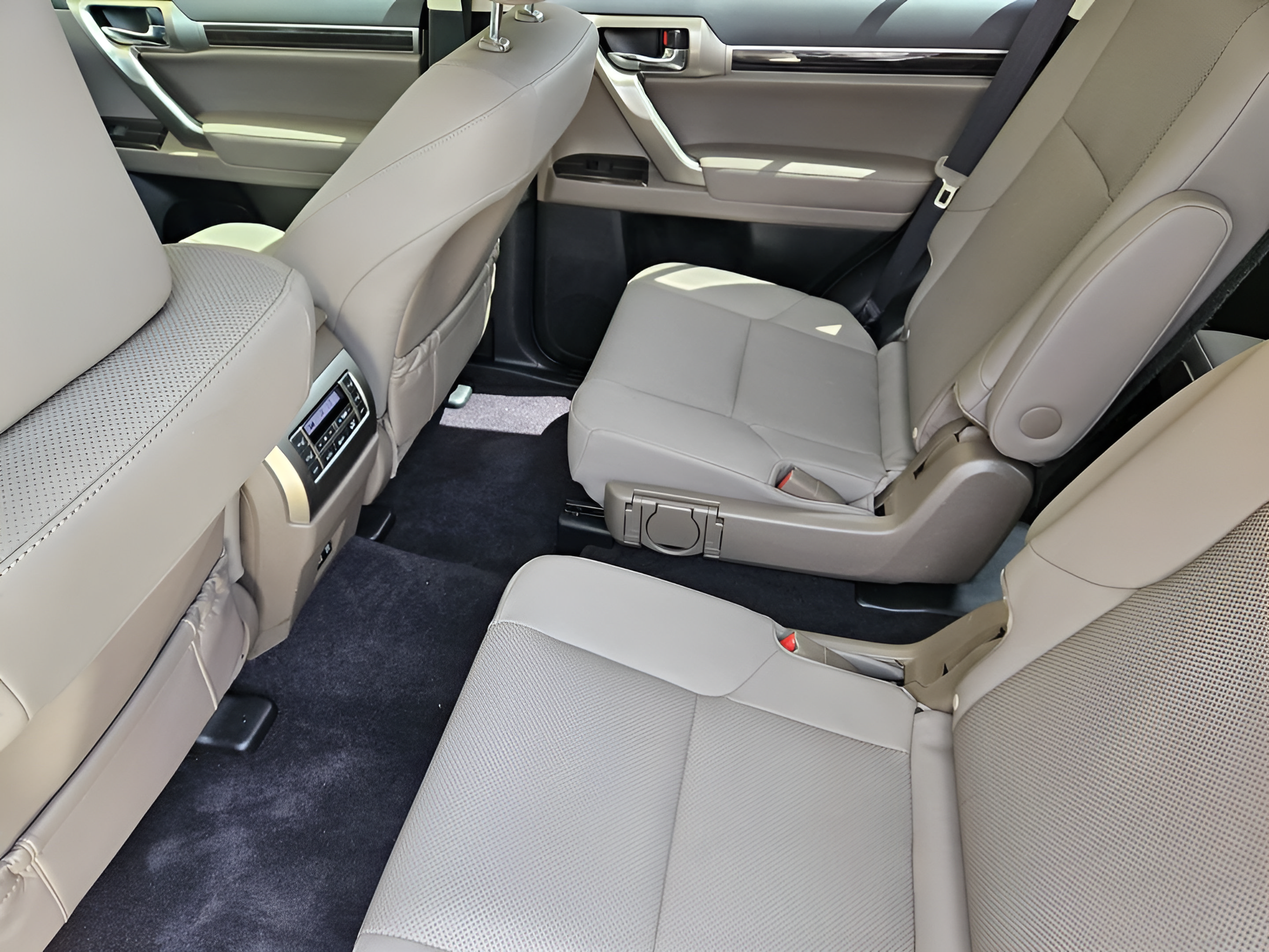 Used 2020 Lexus GX 460 Premium AWD/4WD image 24