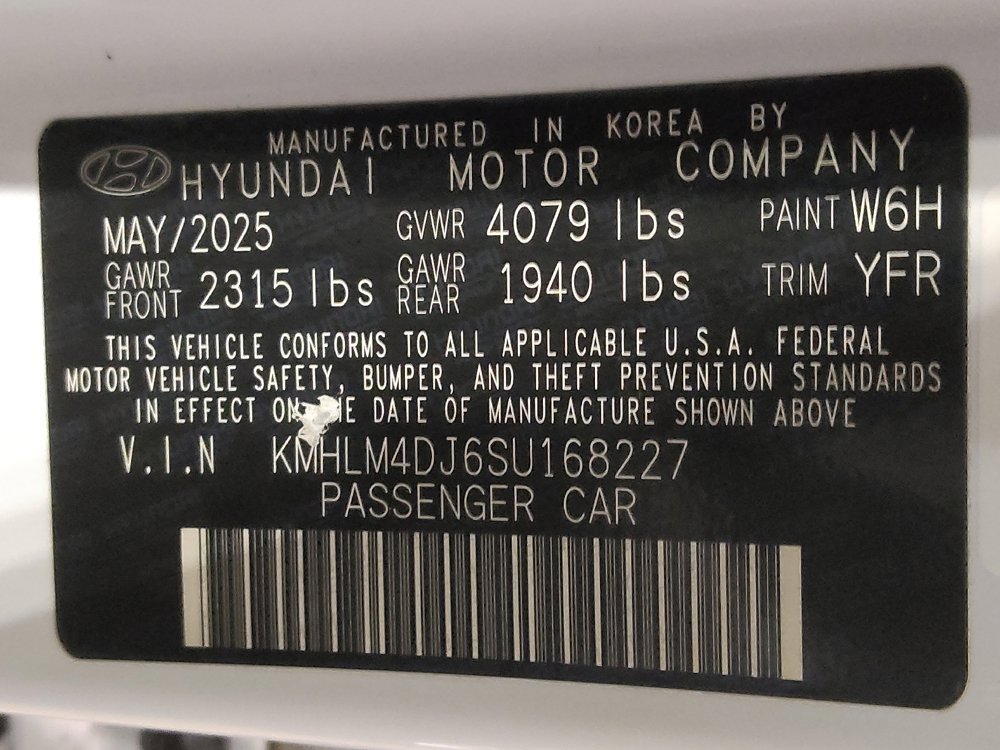 Used 2025 Hyundai Elantra SEL FWD image 33