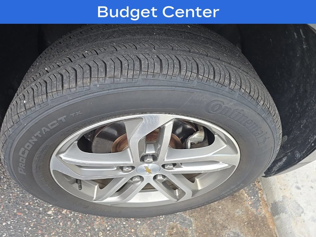 Used 2017 Chevrolet Equinox Premier w/ Enhanced Convenience Package FWD image 33
