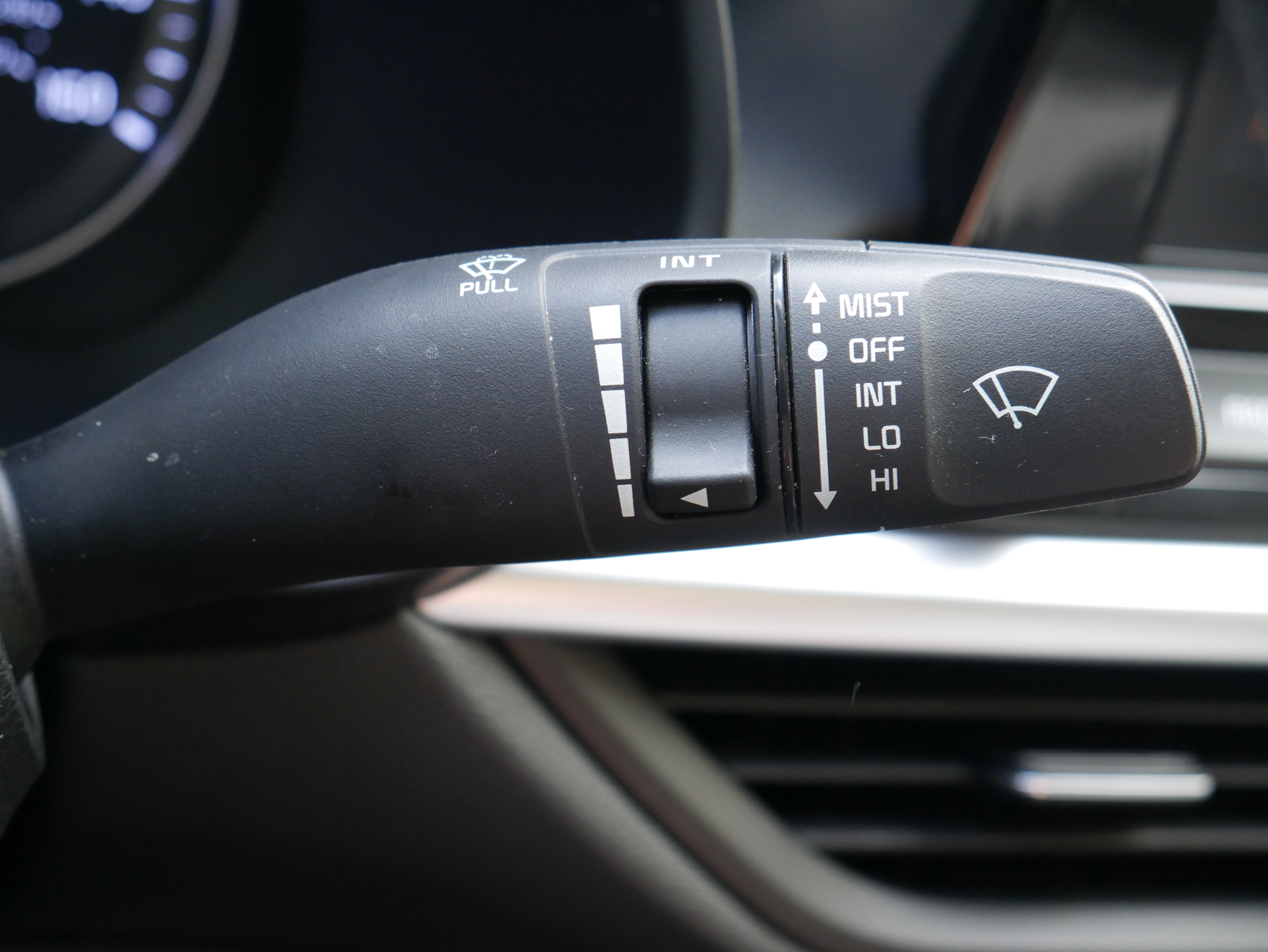 Certified 2023 Kia Forte LXS w/ LXS Technology Package image 25