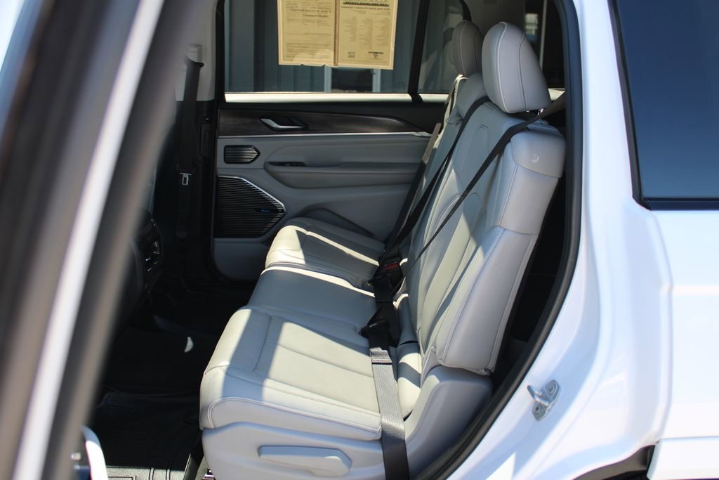 Used 2022 Jeep Grand Cherokee L Overland AWD/4WD image 50