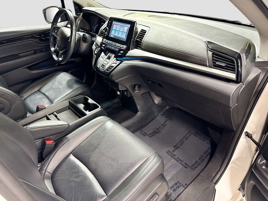 Used 2023 Honda Odyssey Touring image 14