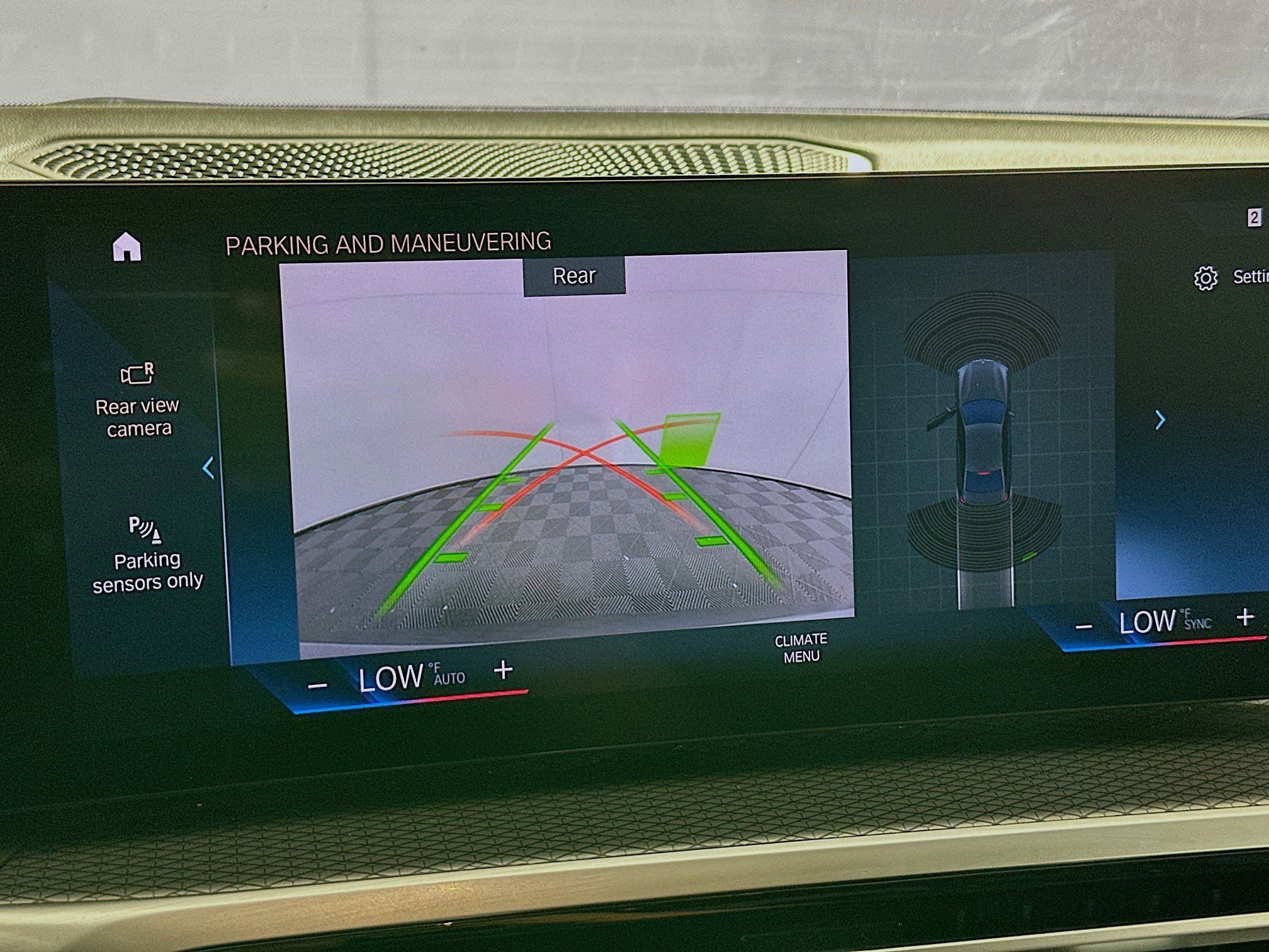 Used 2023 BMW 330e w/ M Sport Package image 23