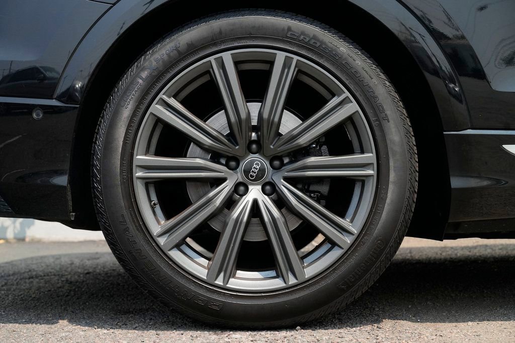 Used 2022 Audi SQ8 Prestige w/ Prestige Package image 11