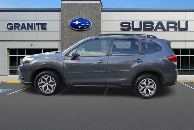 Used 2023 Subaru Forester Premium AWD/4WD image 7