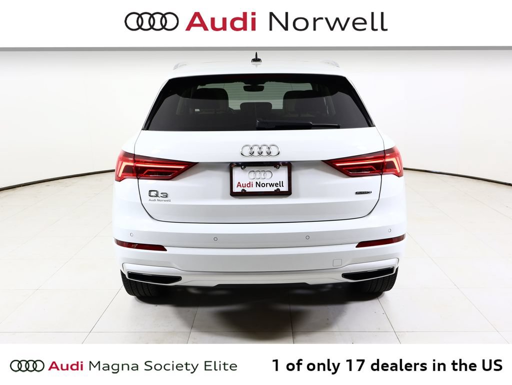 Used 2023 Audi Q3 2.0T Premium w/ Convenience Package AWD/4WD image 14