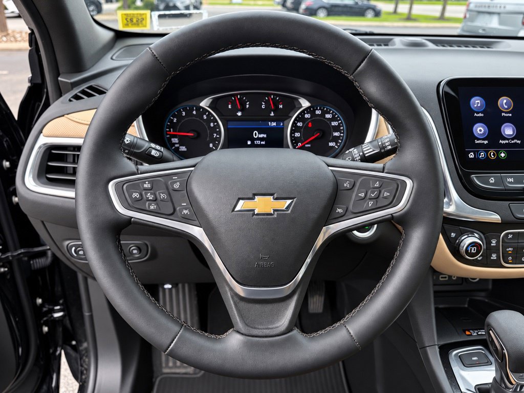Used 2023 Chevrolet Equinox Premier AWD/4WD image 9