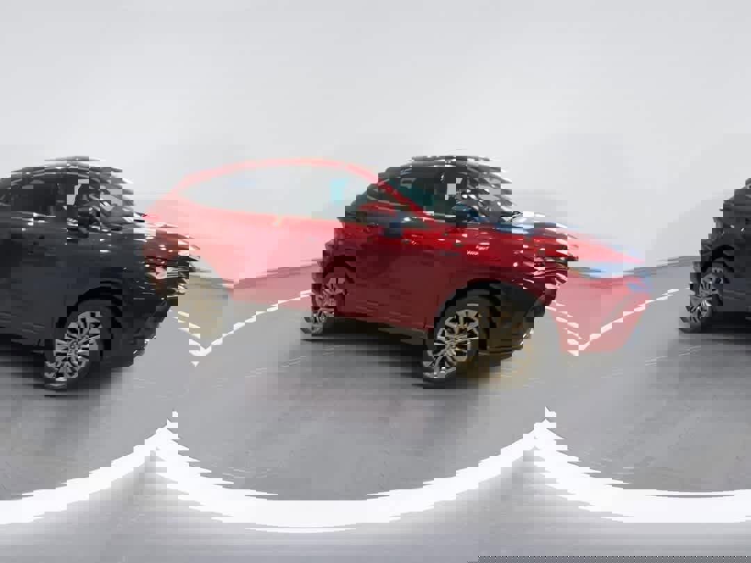 Used 2021 Toyota Venza XLE w/ Softex Package image 2