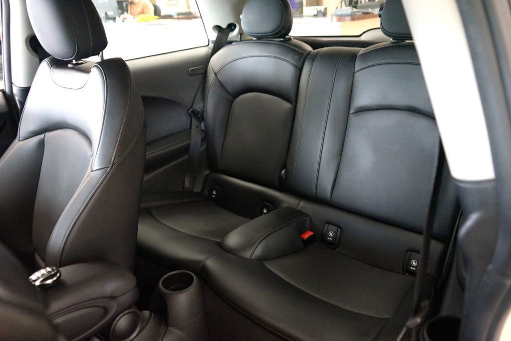 Used 2019 MINI Cooper S w/ Storage Package FWD image 43