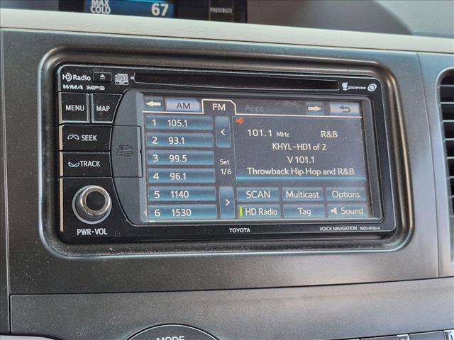 Used 2014 Toyota Sienna XLE FWD image 11