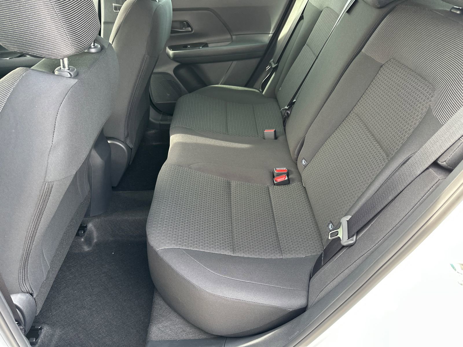 New 2026 Nissan Kicks S image 20