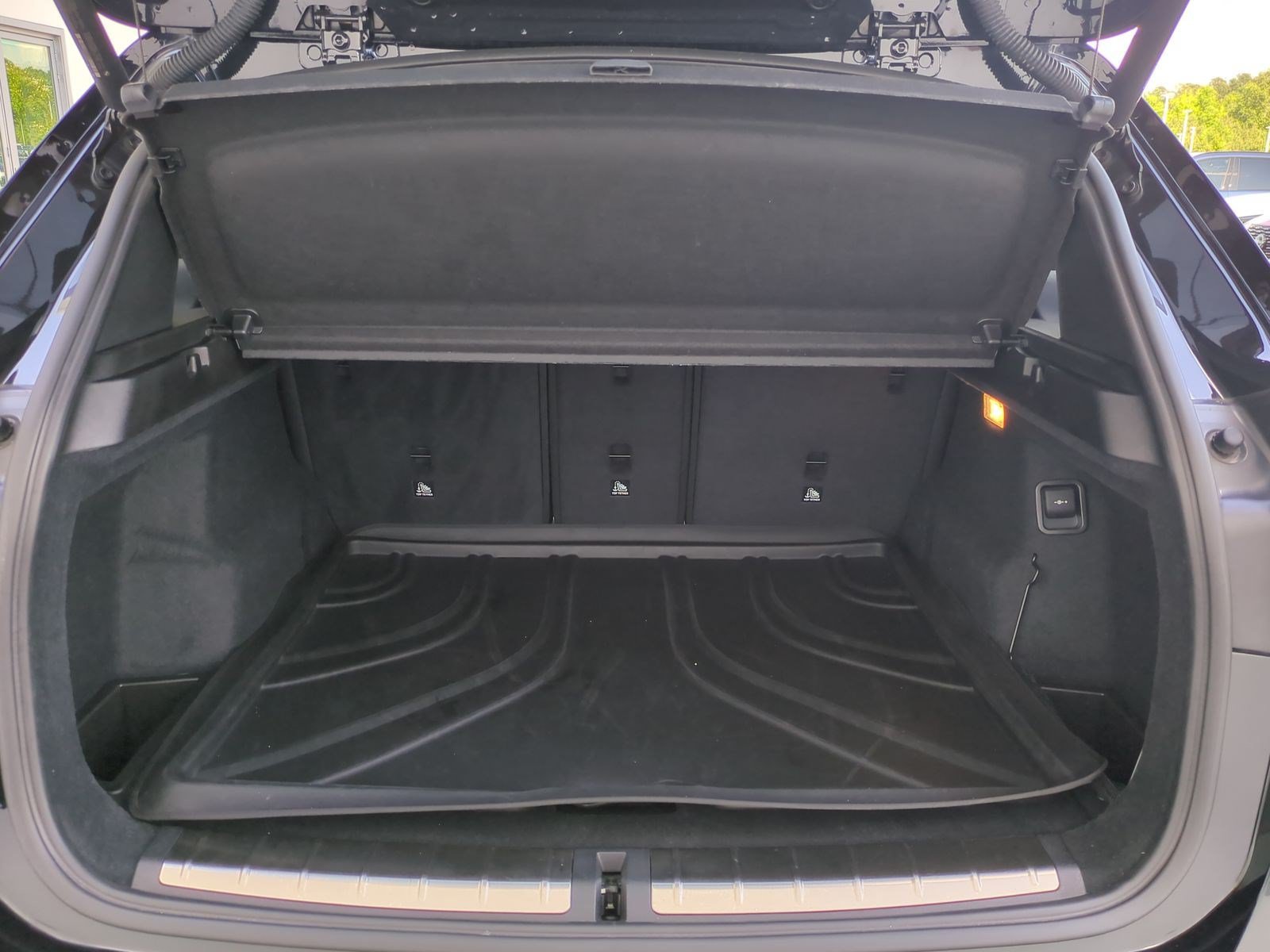 Used 2020 BMW X1 sDrive28i FWD image 32