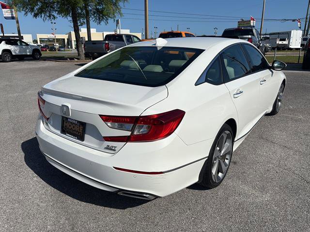 Used 2019 Honda Accord Touring image 5