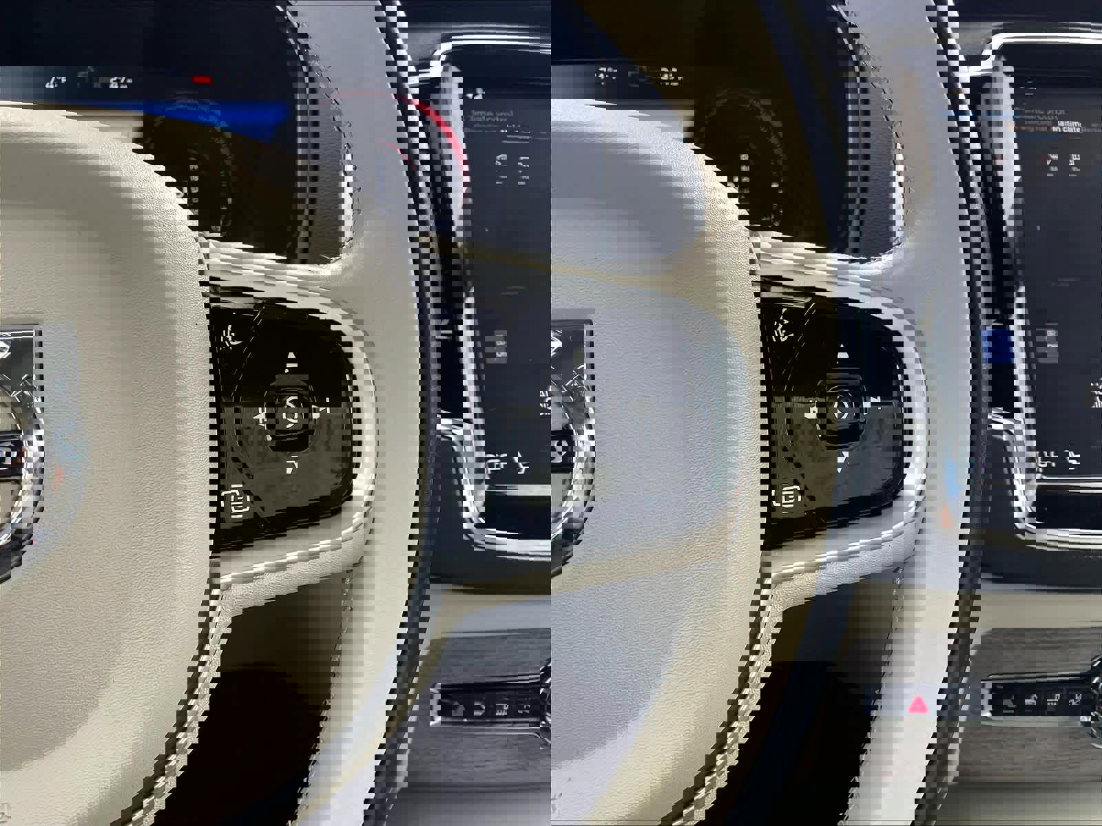 Used 2022 Volvo XC90 T8 Inscription image 22