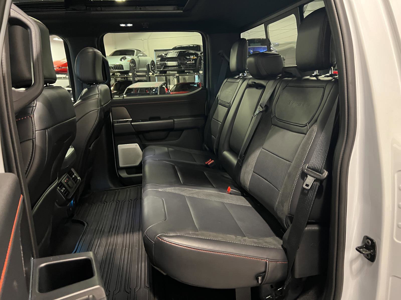 Used 2025 Ford F150 Raptor AWD/4WD image 28