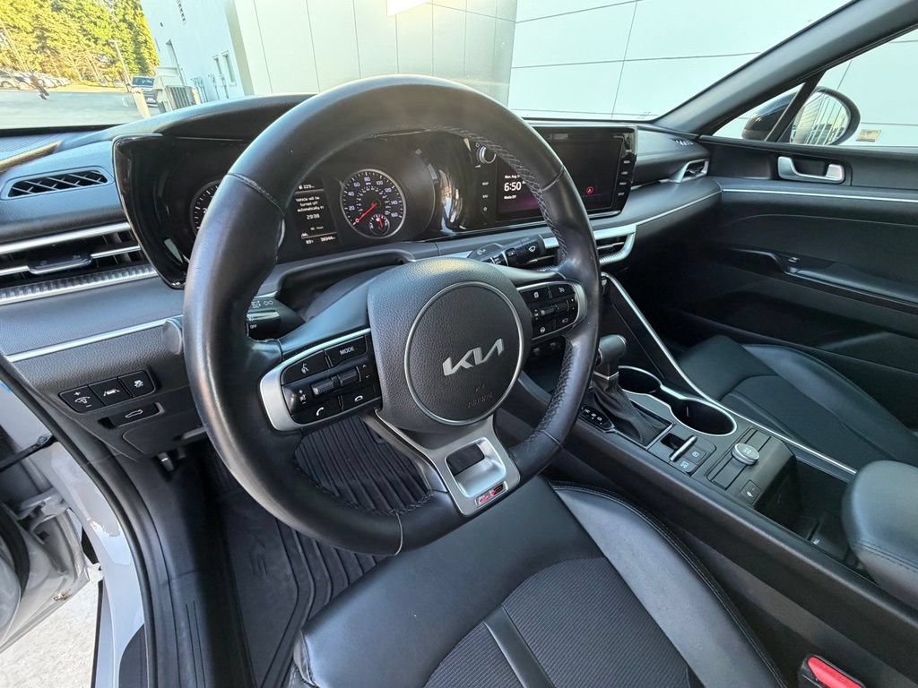 Used 2022 Kia K5 GT-Line FWD image 13