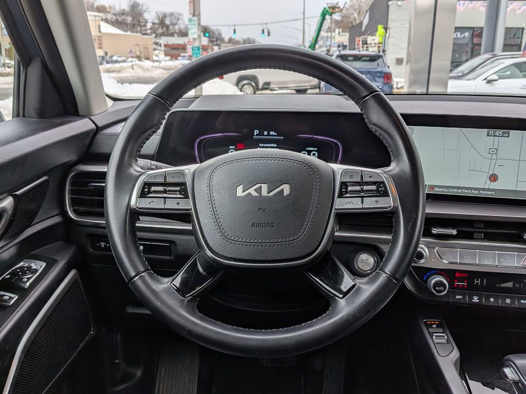 Used 2023 Kia Telluride S image 14