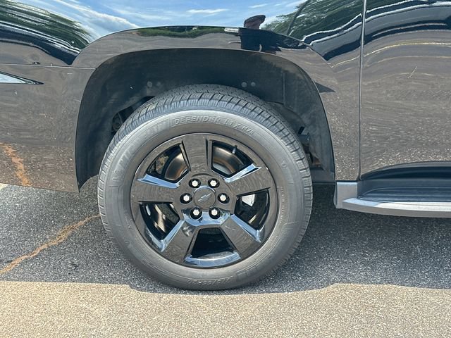 Used 2020 Chevrolet Suburban LT w/ LT Midnight Edition RWD image 19