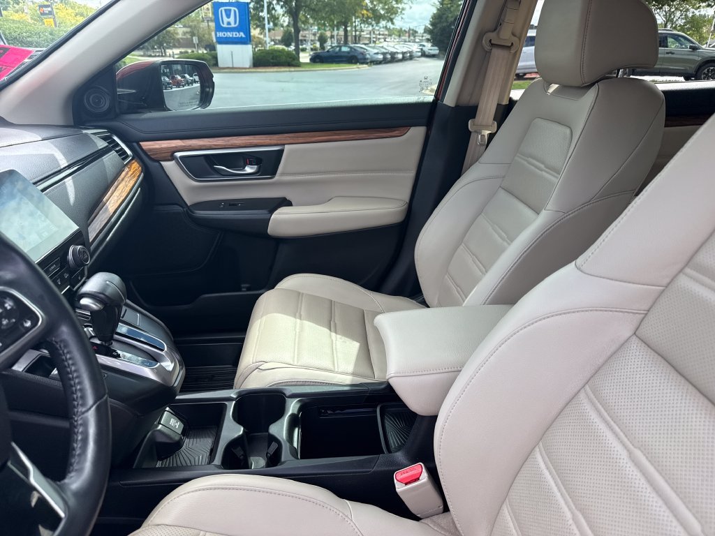 Used 2019 Honda CR-V Touring image 14