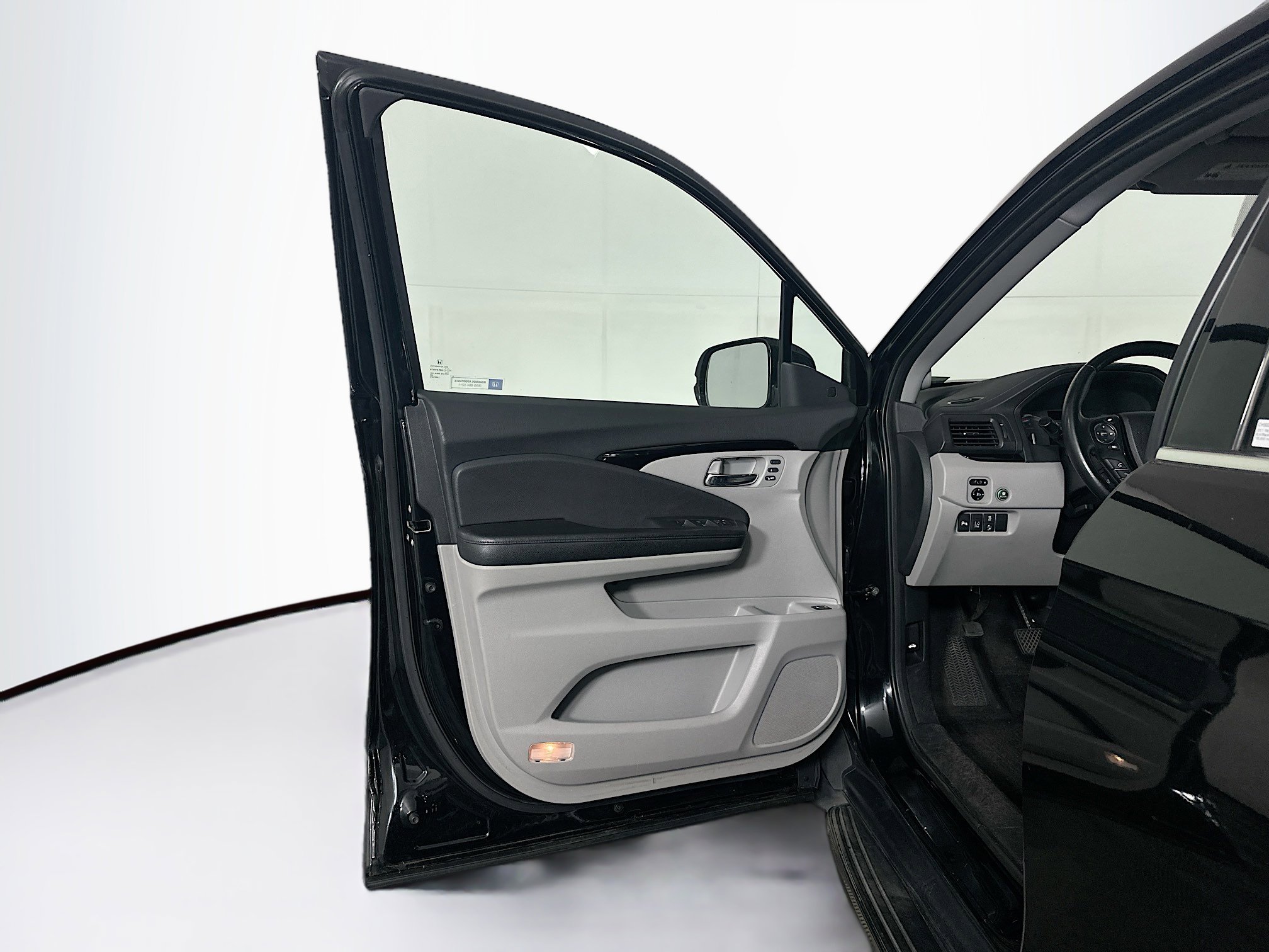 Used 2017 Honda Pilot Elite image 26